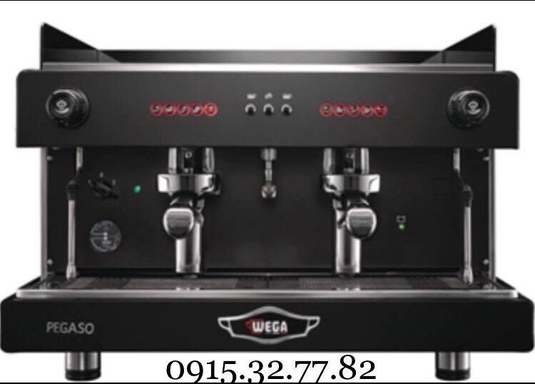 Máy pha cà phê chuyên nghiệp Wega pegaso là dòng máy có công suất lớn sử dụng công nghệ E61 để chiết suất ra ly cà phê chất lượng hoàn hảo nhất