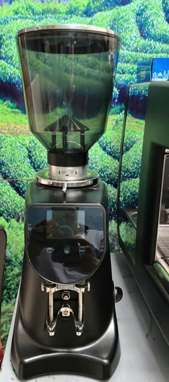 Thanh lý máy xay cà phê Amalfi A85 Plus